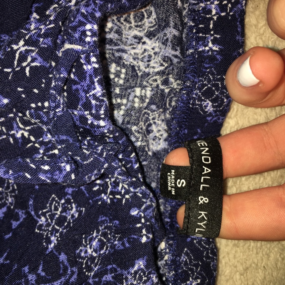 blue patterned flowy shorts by kendall and kyle
